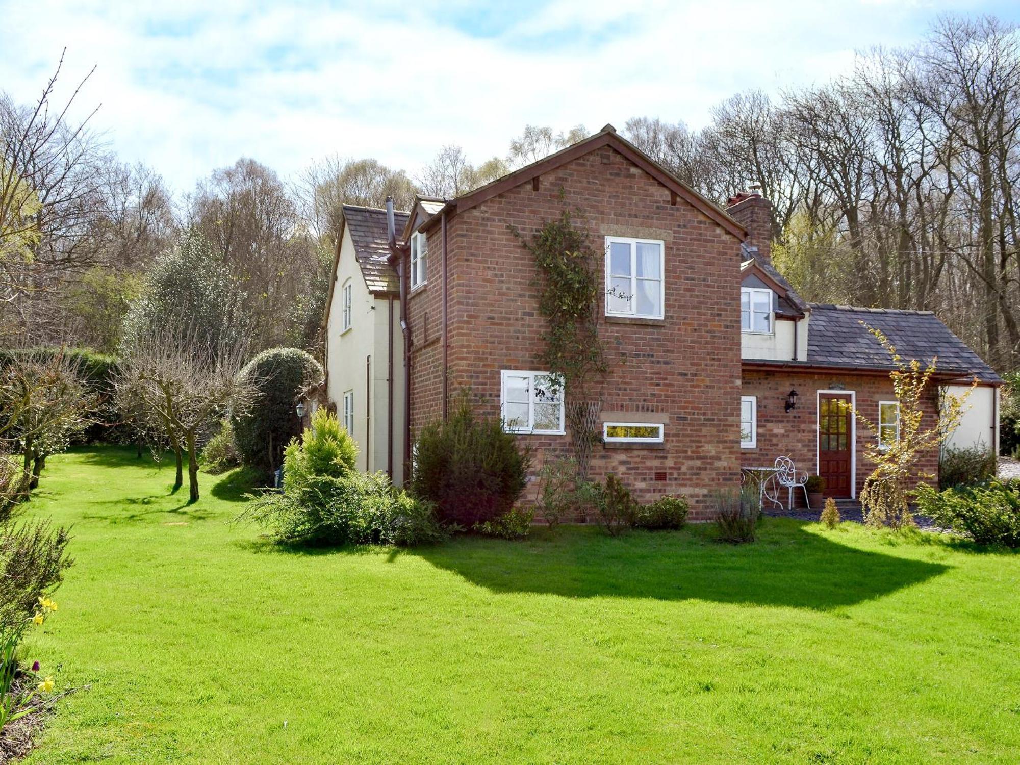 Woodhouse Cottage Hawarden ภายนอก รูปภาพ